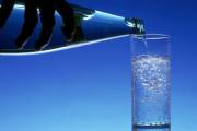 Korzyści płynące z picia wody mineralnej
