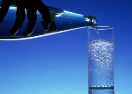 Korzyści płynące z picia wody mineralnej